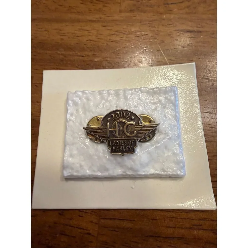 Vintage 2002 Harley Davidson HOG Owners Group Ladies of Harley Women's Vest Pin